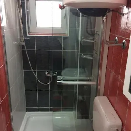 Giardino Apartment